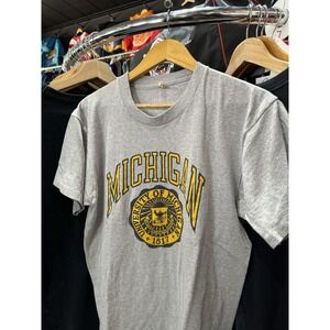 Vintage 80s University Of Michigan Shield Arch Logo Screen Stars T Shirt Size L